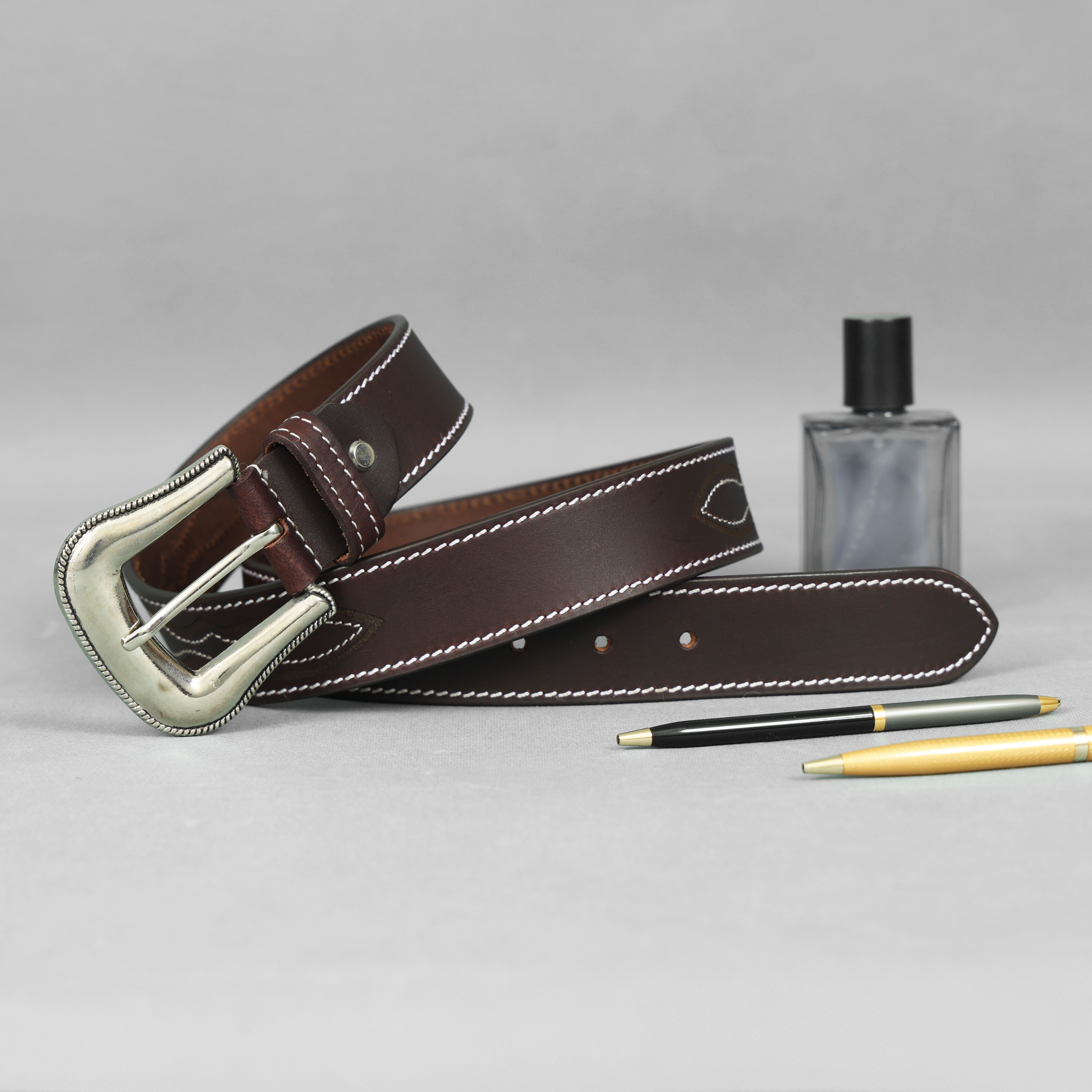 The Stockman: Heritage Saddle Leather Belt with a Sterling-Silver Toned Buckle(40mm)