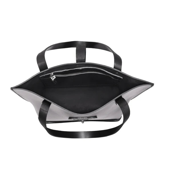 Handcrafted Leather Tote Bag – Black Tooled Carryall for Everyday Use(1404 e)