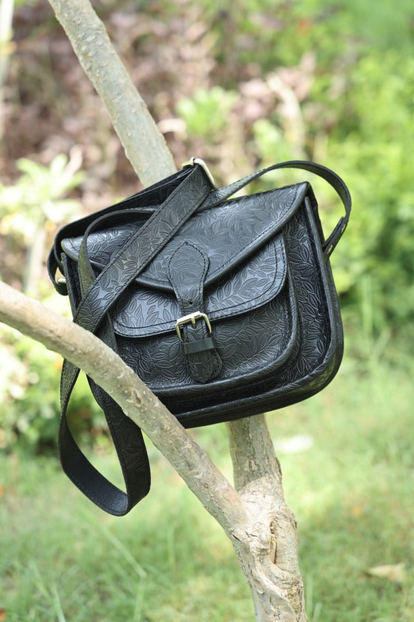 Embossed Leather sling bag stems(BG-1363)