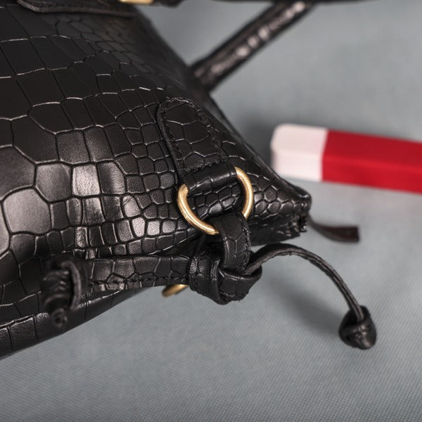 Premium Leather Laptop Tote Bag – Handcrafted Women’s Work & Travel Shoulder Bag | Stylish Brown Croc-Embossed Design