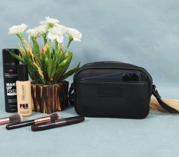 Premium Black Leather Sling Bag – Lightweight Crossbody Purse(BG-1754)