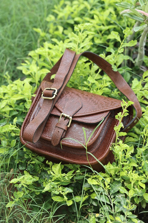 Embossed Leather sling bag stems(BG-1363)