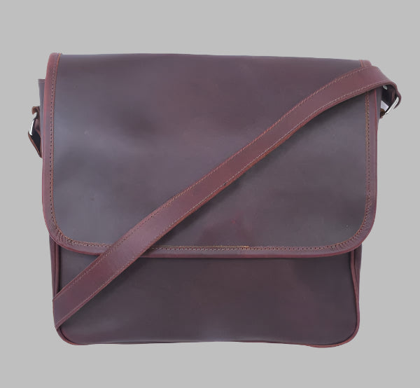 Cherry Brown Leather Messenger Bag – Classic Unisex Crossbody for Work & Travel(BG-1276)