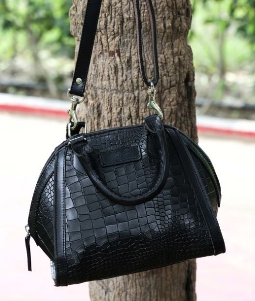 Classic Leather Handbag with Detachable Sling Strap Elegant & Versatile