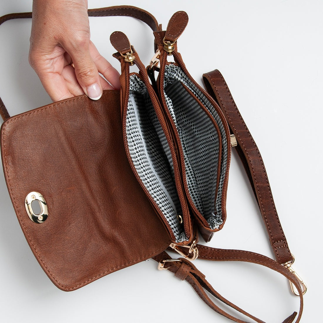 Willow Luxe Leather Sling Clutch – Compact & Chic Everyday Bag(EL-GM-8445-R)