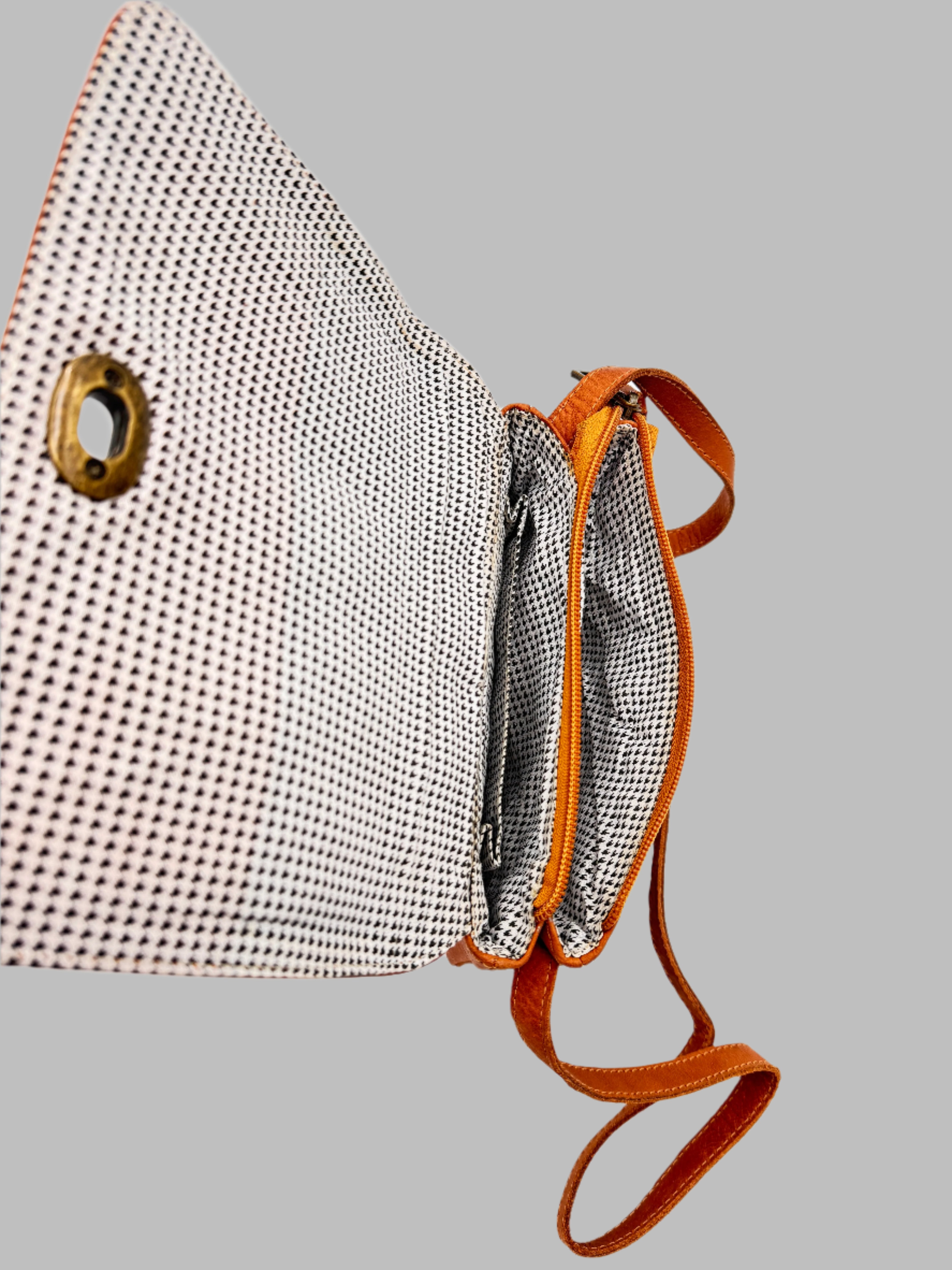 Small Suede Sling Bag (EL-RV-3695)