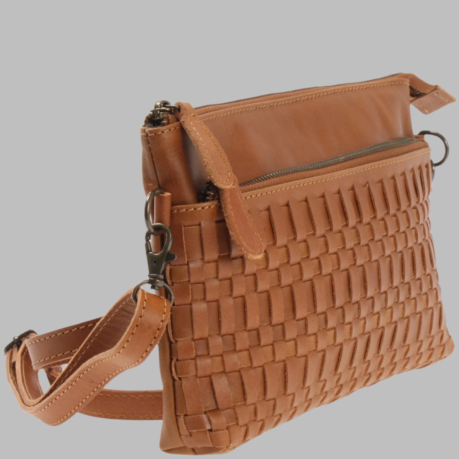 Ladies Woven Pouch Leather bag el-gm-3081-l
