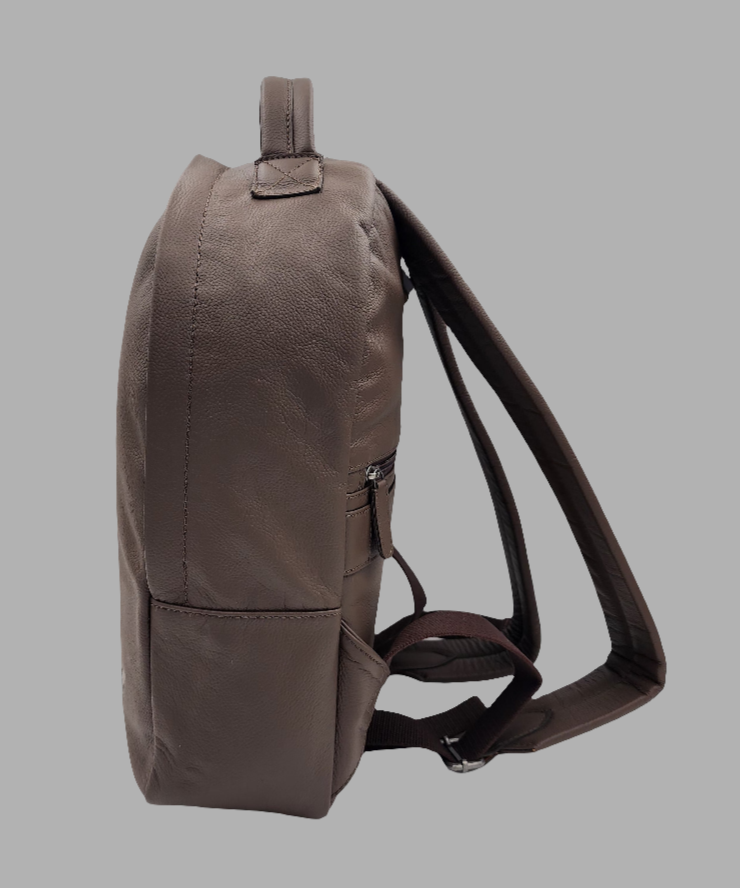 Premium Leather Laptop Backpack – Minimalist & Durable(EL-GM-29-E-PEBBLED)
