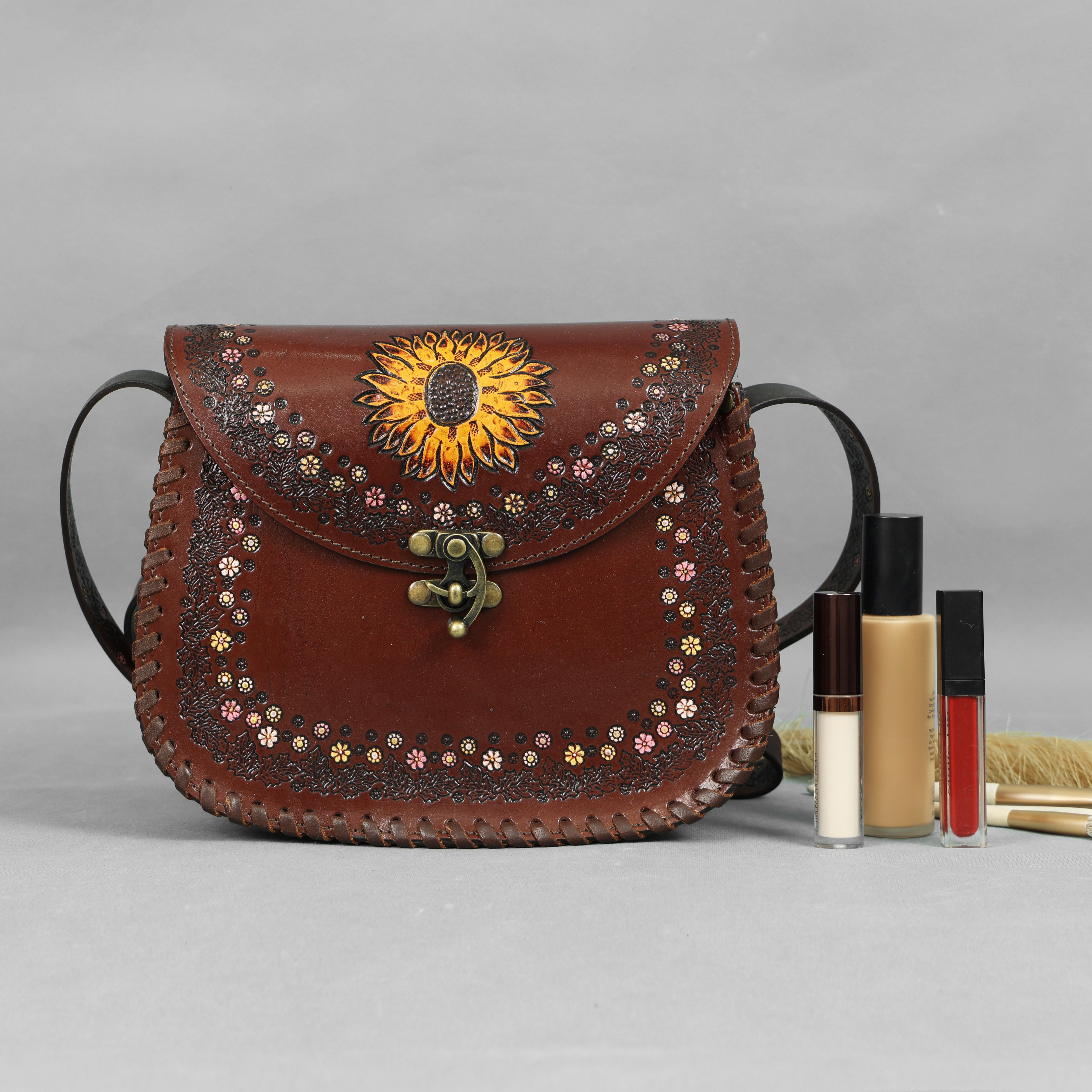 Handcrafted Sunflower Leather Saddle Bag – Brown Floral Sling Crossbody (EL-GM-44-ON)
