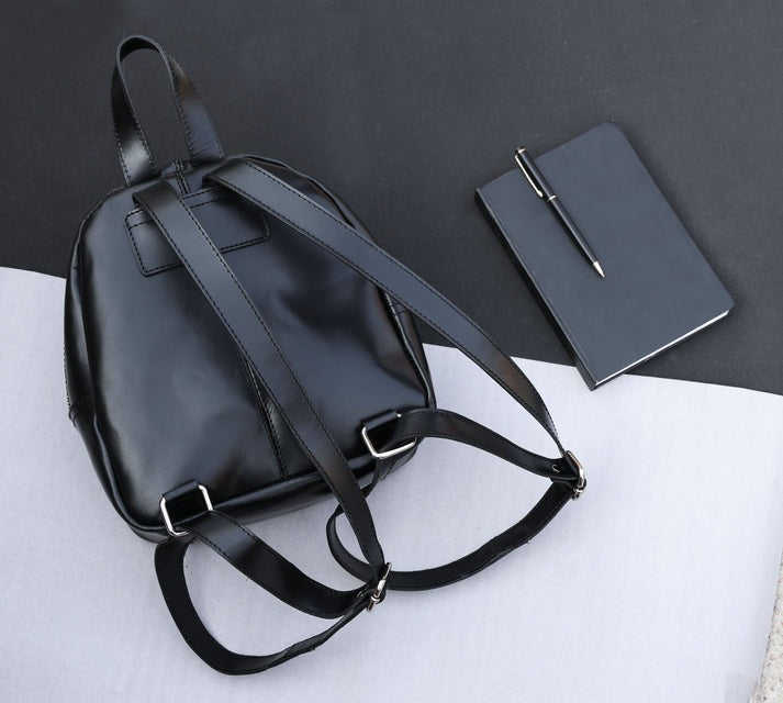 GM Leather Mini Backpack | Premium Full-Grain Leather, Black/Brown(1575)