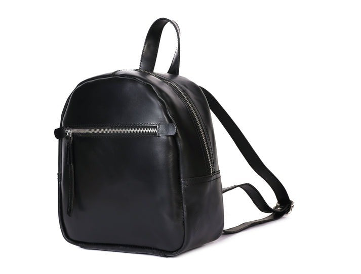 Black full-grain leather ladies backpack with front zipper by GM Leather Auckland