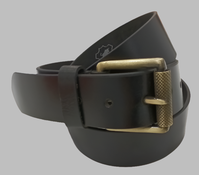 Classic Men's 38mm Full-Grain Leather Belt by GM Leather Auckland in black with a robust antique brass roller buckle, suitable for casual wear and denim.